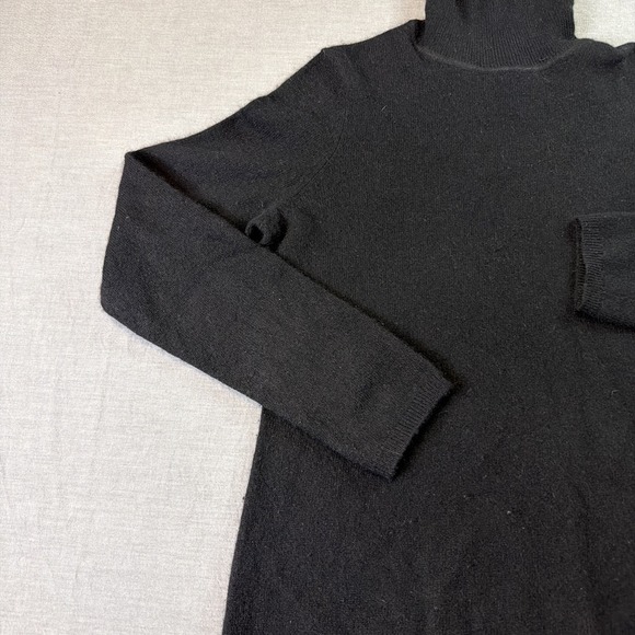 Women's Cashmere Charter Club Luxury Turtleneck Sweater Black Sz S - Picture 2 of 10
